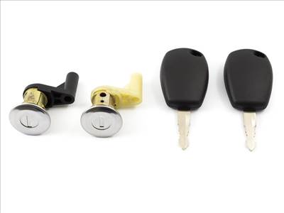 Dacia Duster első ajtózár betét 2 db komplett