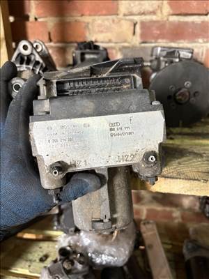 Audi A4 (B5 - 8D) ABS kocka  8d0614111