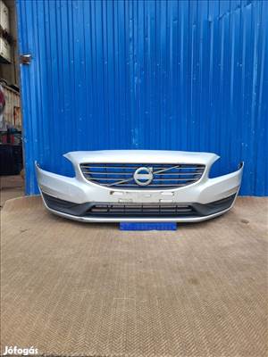 Volvo V60 2013- gyári 31323831 mosós első lökhárító, LED menetfény