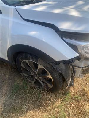 Kia Stonic KIA Stonic jobb első sárvédő fehér színben(2018-)