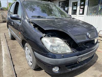 Renault Scénic I 1.6i bontott alkatrészei