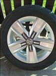 gyári 17 collos Vw T6 / T6.1 alufelnik nyárigumikkal DOT 2024