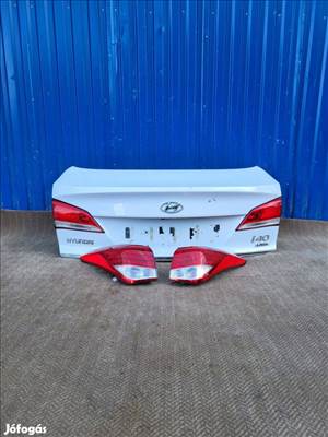 Hyundai i40 sedan gyári 924033Z3 bal, 924043Z3 jobb hátsó belső lámpa 92403-4-3z3