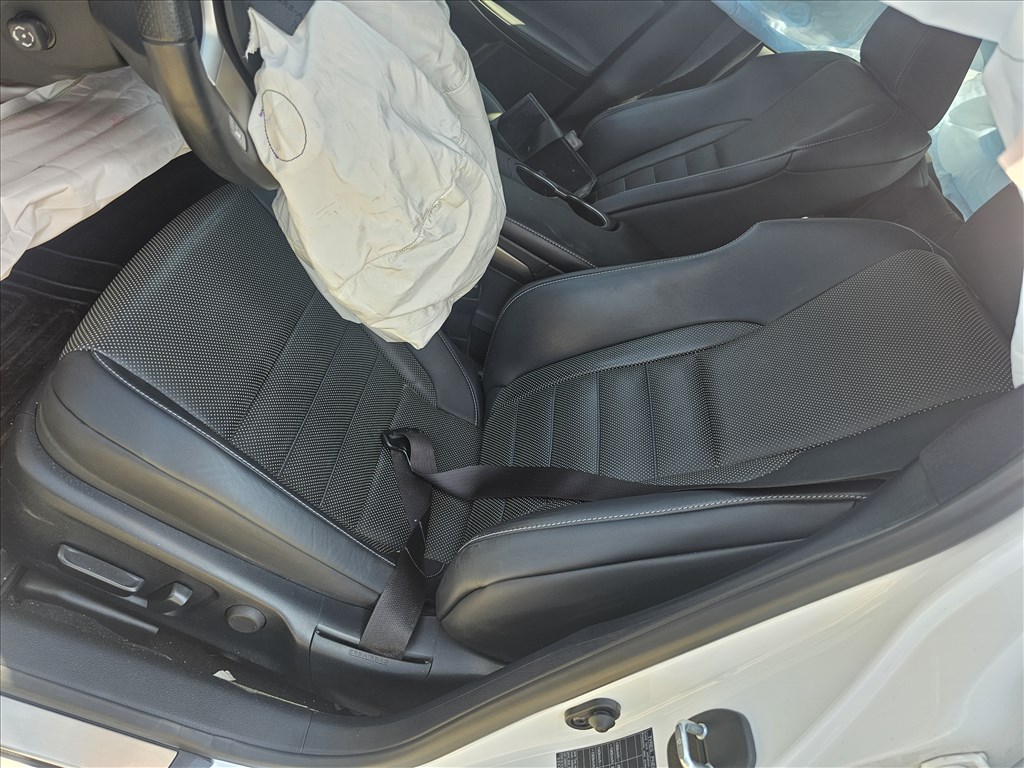 Eladó Lexus (XE30) 7. kép