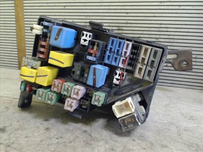 HYUNDAI H1 Biztosítéktábla BCM BSI BSM SAM GEM modul Motortér