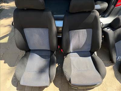 Volkswagen Golf IV ülés szett 3/ 5 ajtóshoz