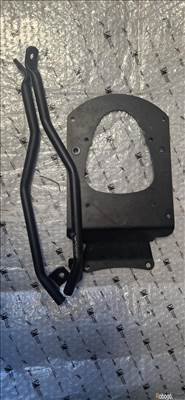 Piaggio Mp3  doboztaró konzol