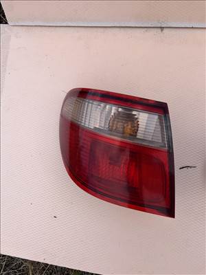 Nissan Almera II Bal hátsó lámpa 