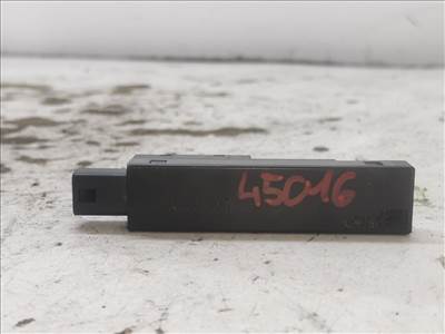 LEXUS IS II (GSE2_/ ALE2_/ USE2_) 220d (ALE20) Antenna Erősítő #45016# A630744