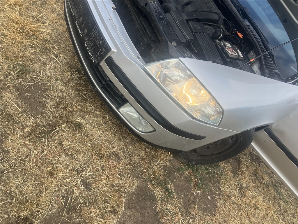 Skoda Octavia II bontott alkatrészei 8. kép