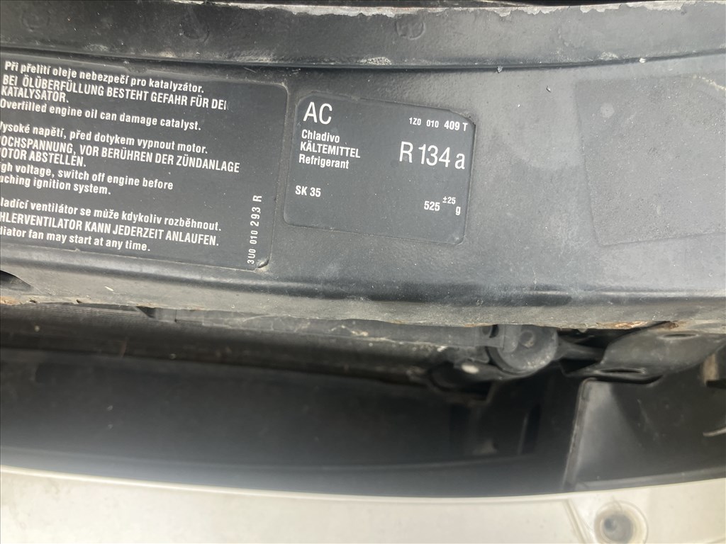 Skoda Octavia II bontott alkatrészei 14. kép
