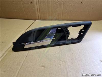 SKODA OCTAVIA II (1Z3) Kilincs Első Bal (2004–) 1Z0837247