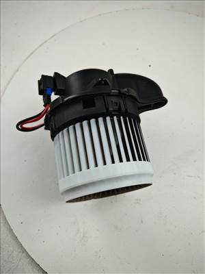 Renault Zoe fűtőmotor  272103334r 5q1335000