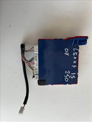 Lexus IS (XE20) Komfort Elektronika 1776006310