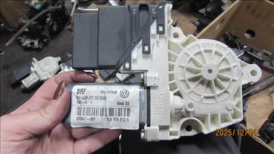Seat León I jobb hátsó ablakemelő motor (1C0959812A)