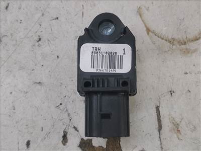 LEXUS IS II (GSE2_/ ALE2_/ USE2_) 220d (ALE20) Jobb első Oldal Ütközés Érzékelő #44995# 8983102020