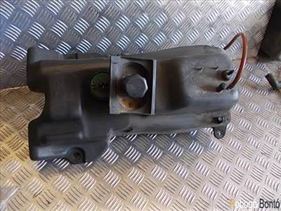 Piaggio Hexagon 180 tank