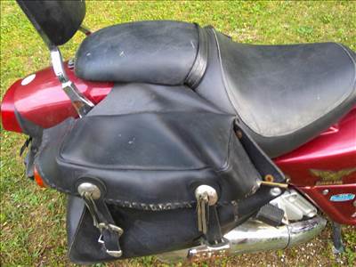 Daelim VT 125 Evolution (2000) DAELIM VT 125 F-RŐL:ELSŐ-HÁTSÓ ÜLÉSEK CSAK EGYBEN