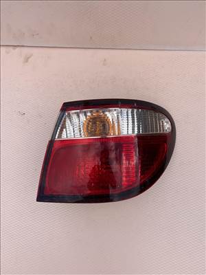 Nissan Almera II Jobb hátsó lámpa 