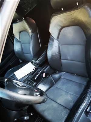 Audi A4 (B6/B7) S Line bőr ülés szett eladó.