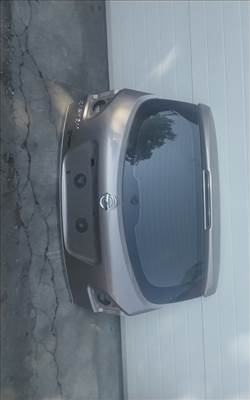 NISSAN Qashqai J10 2010.05.01-2013.11.30 Csomagtérajtó.