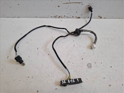 Nissan Juke (F15) csomagtérajtó kilincs