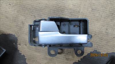 Ford C-Max Mk1 belső kilincs (3M51-R22601)