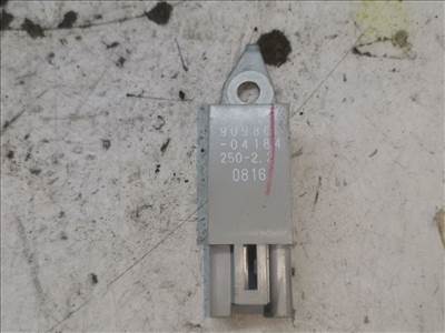 LEXUS IS II (GSE2_/ ALE2_/ USE2_) 220d (ALE20) Antenna Erősítő #45018# 9098004184