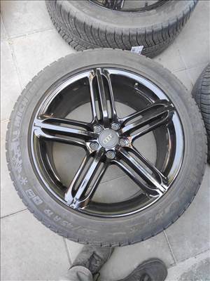 19" 5x112 Audi gyári alufelni 255/45r19 Michelin 175eft/4db