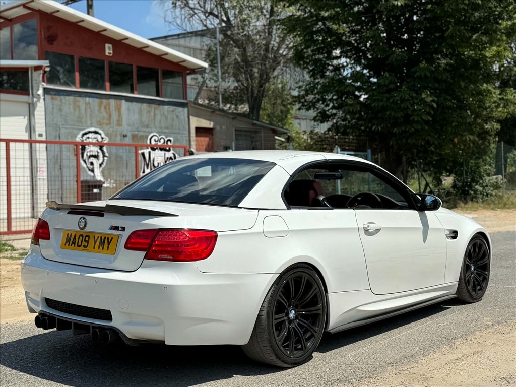 BMW M3 (E90, E91, E92, E93) bontott alkatrészei 5. kép