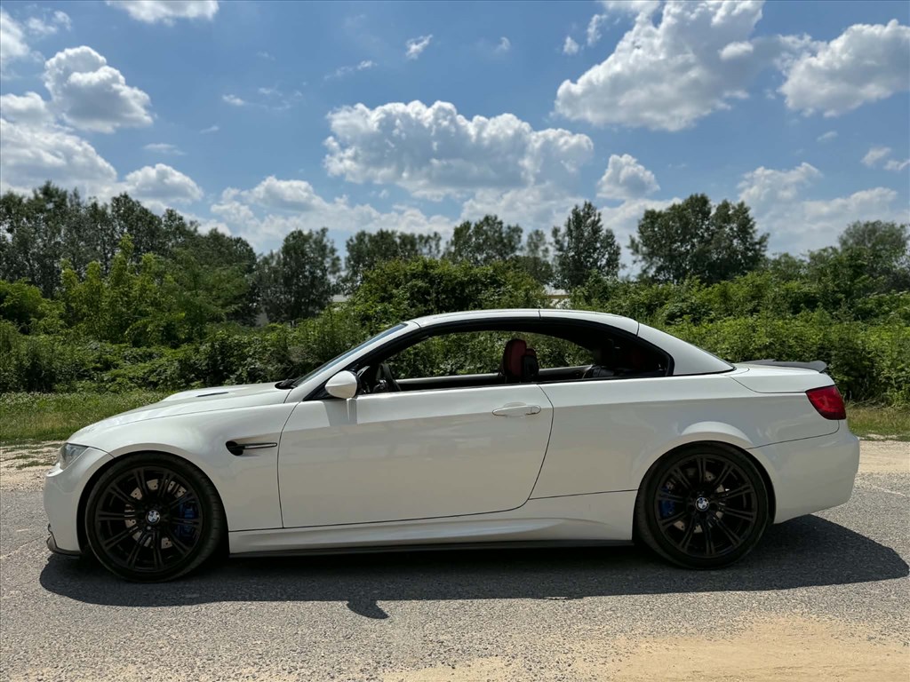 BMW M3 (E90, E91, E92, E93) bontott alkatrészei 6. kép