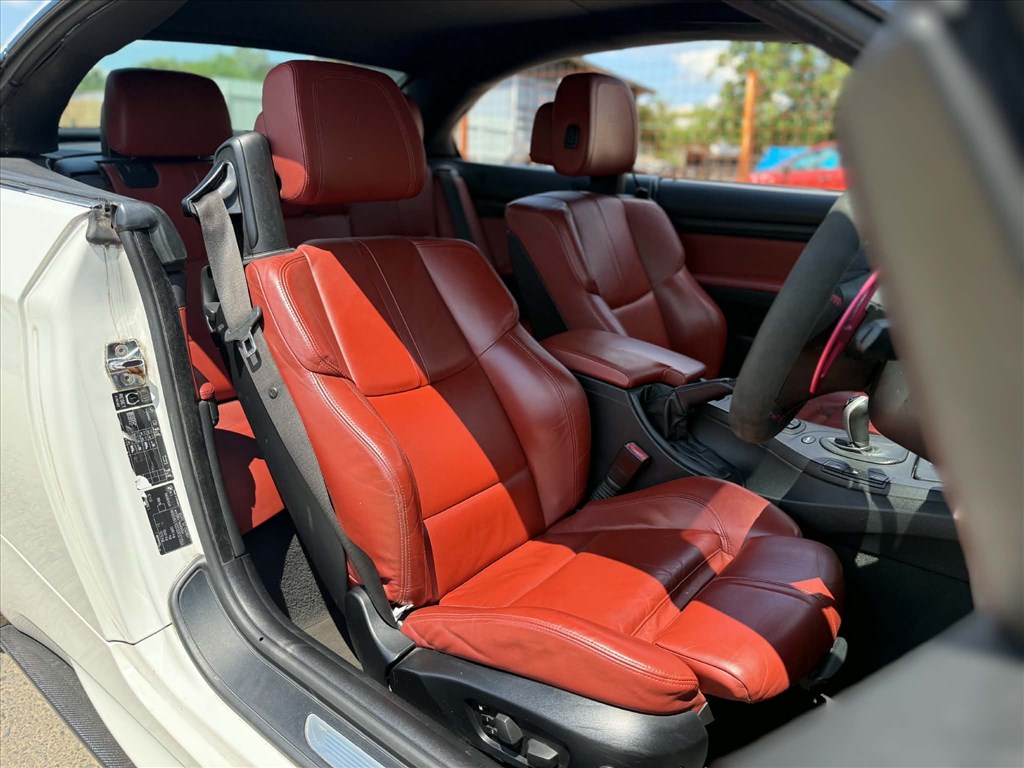 BMW M3 (E90, E91, E92, E93) bontott alkatrészei 10. kép
