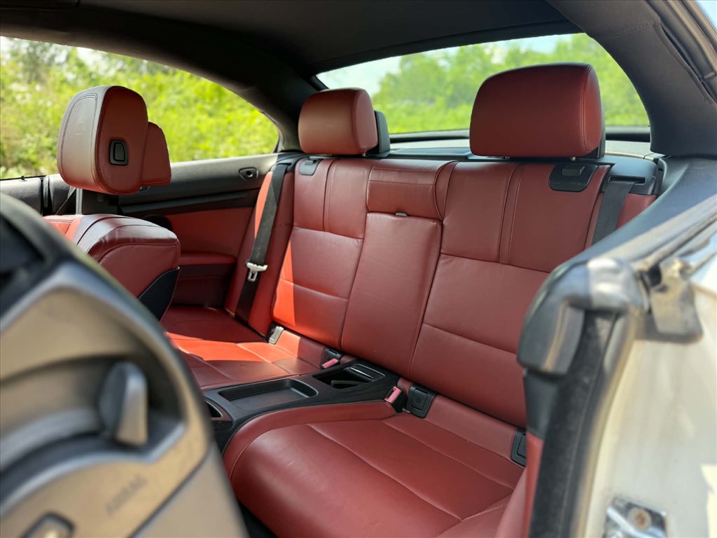 BMW M3 (E90, E91, E92, E93) bontott alkatrészei 12. kép