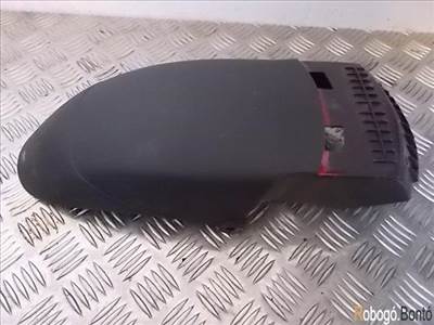 Gilera Nexus 500 első sárvédő