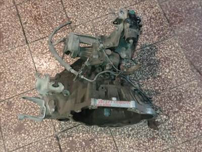 Toyota Corolla (E120/E130) 1.4 VVT-i Váltó (Mechanikus) *153821*