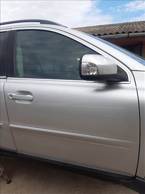 Volvo XC90 Jobb Első Ajtó
