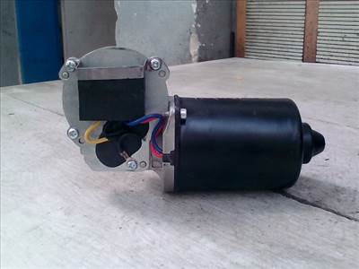 AUDI A6 97-04 Ablaktörlő motor első