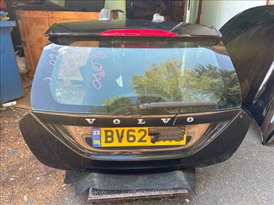  VOLVO V60 Csomagtérajtó (Részeivel)