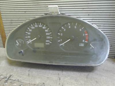 MITSUBISHI CARISMA 95.05-99.07 Kilóméteróra