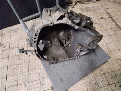 RENAULT THALIA 99.05-02.02 Sebességváltó. benzines manuális