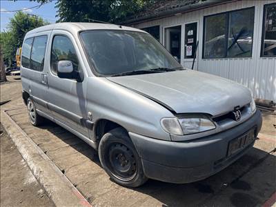 Peugeot Partner 2.0D bontott alkatrészei