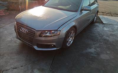 Audi A4 (B8 - 8K) (B8 - 8K) bontott alkatrészei