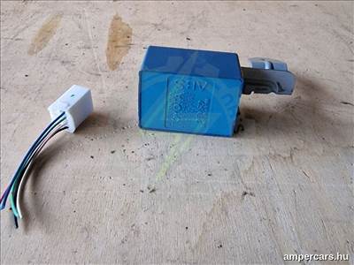 TOYOTA PRIUS Ferdehátú (NHW20_) Ablaktörlő Relé (2003–2009) 8594047010 0521003082