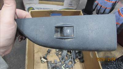 Skoda Fabia 2000-2007 jobb első ablakemelő kapcsoló 6Y1867228/5Y0959855