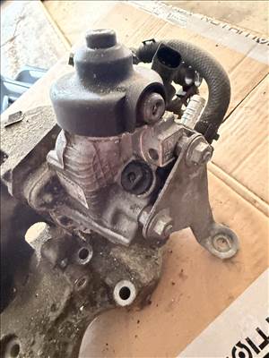 Volkswagen 2.0 CRTDI CFF nagynyomású szivattyú 03l130755l 0445010526