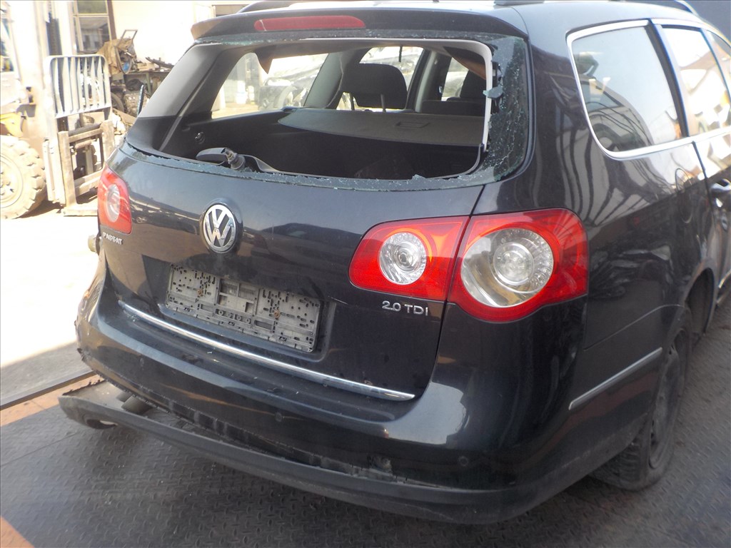 Volkswagen Passat B6 Variant 2.0 TDI Kormánymű  2. kép