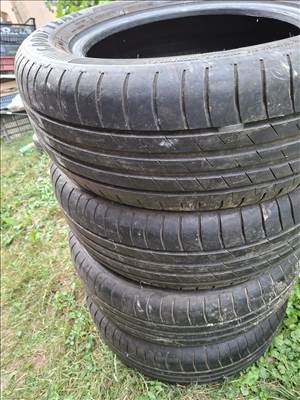  215/6016" használt Goodyear nyári gumi 