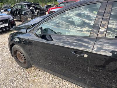Seat León III Bal első ajtó LZ9Y