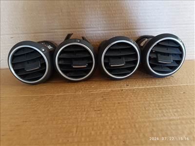 Audi A3 8P műszerfal szellőző  8p0820901a