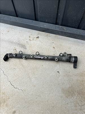 BMW E90 E91 E92 204D4 railcső közös nyomócső 7787164